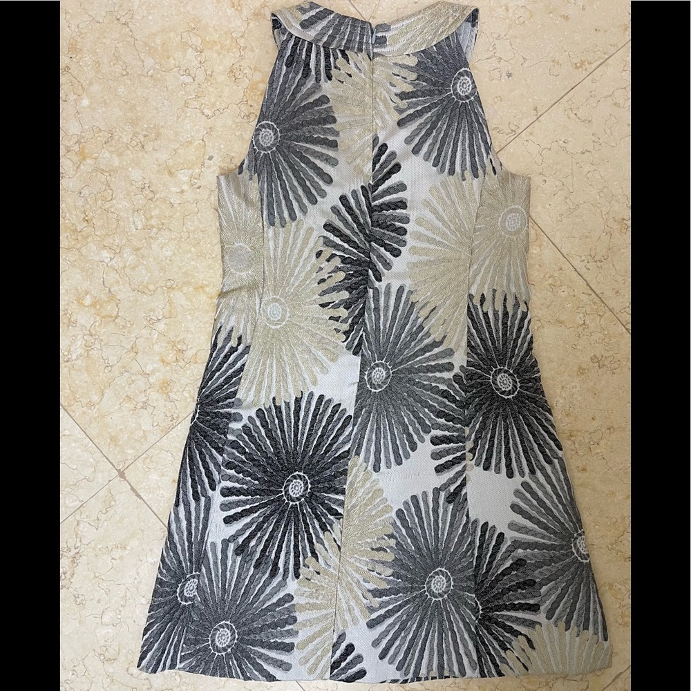 CLASSY SEARLE DRESS - Picture 8 of 8